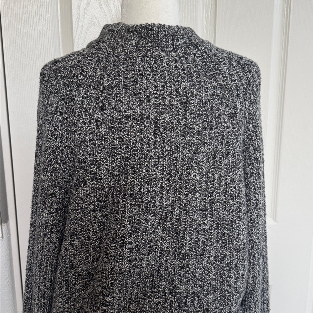 Universal Thread Charcoal Sweater - Size Large - Picture 7 of 8